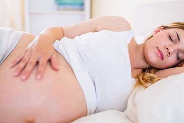 代孕哪成功率高-重庆金贝供卵 骗局_孕晚期躺着睡对胎儿有什么影响 孕晚期这