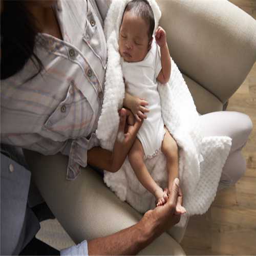 重庆助孕群-做代孕全过程介绍_大人怎么和新生儿睡觉